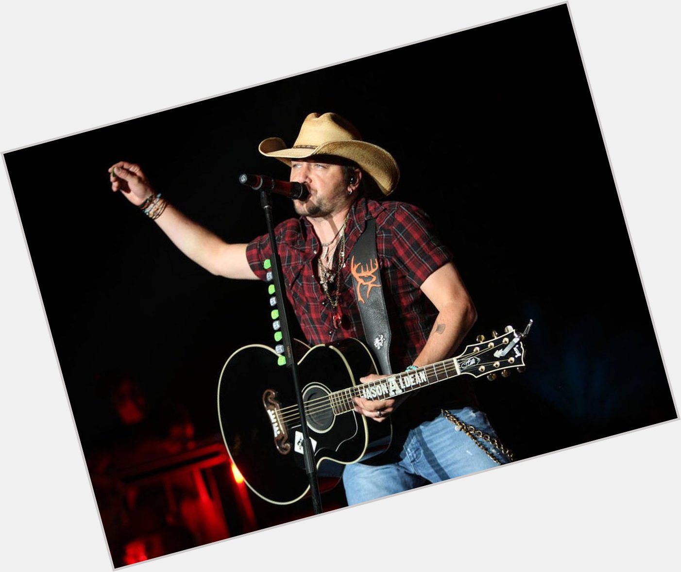 Happy birthday to country musician Jason Aldean, who is 41 today  