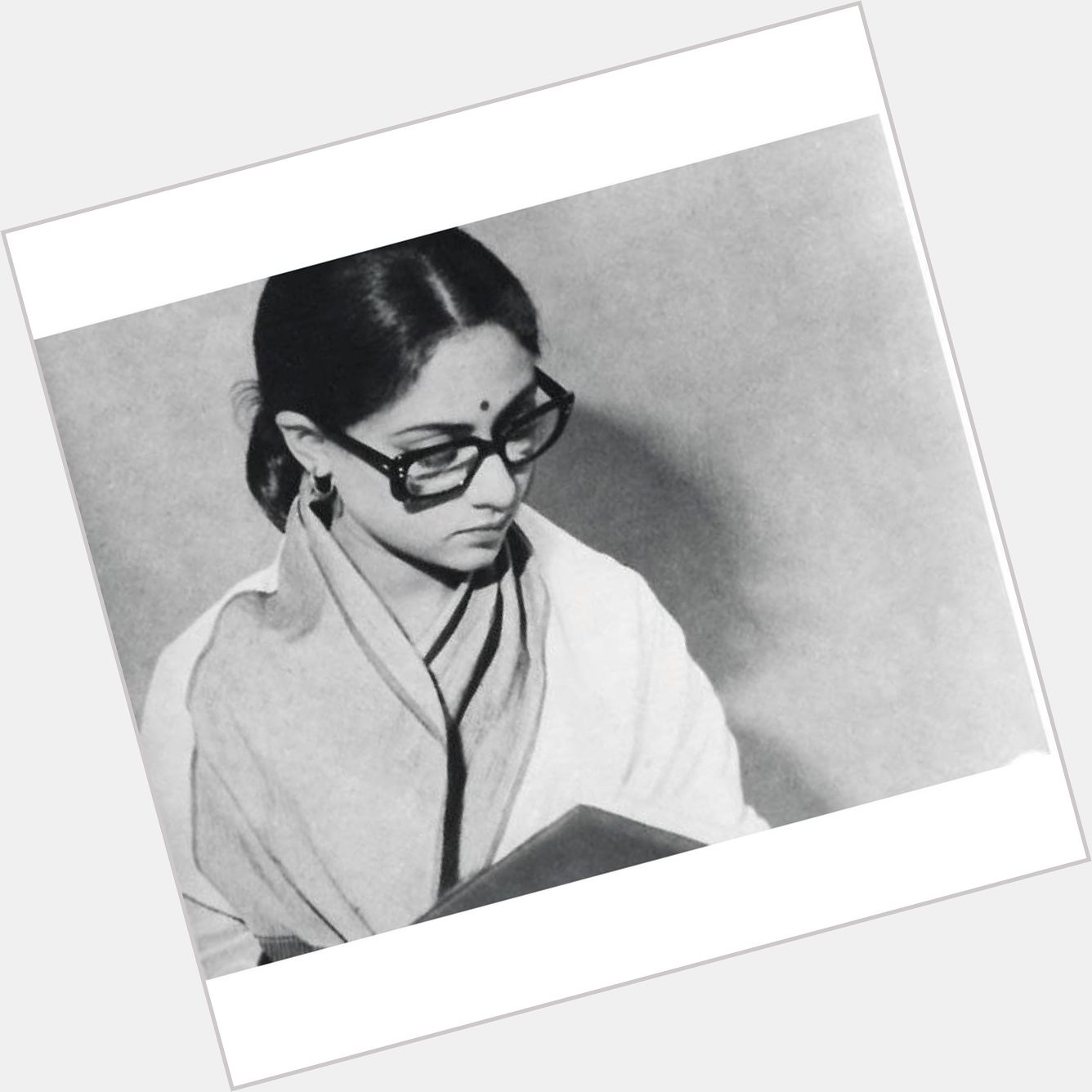 Happy Birthday to Jaya Bachchan ji (April 09) 