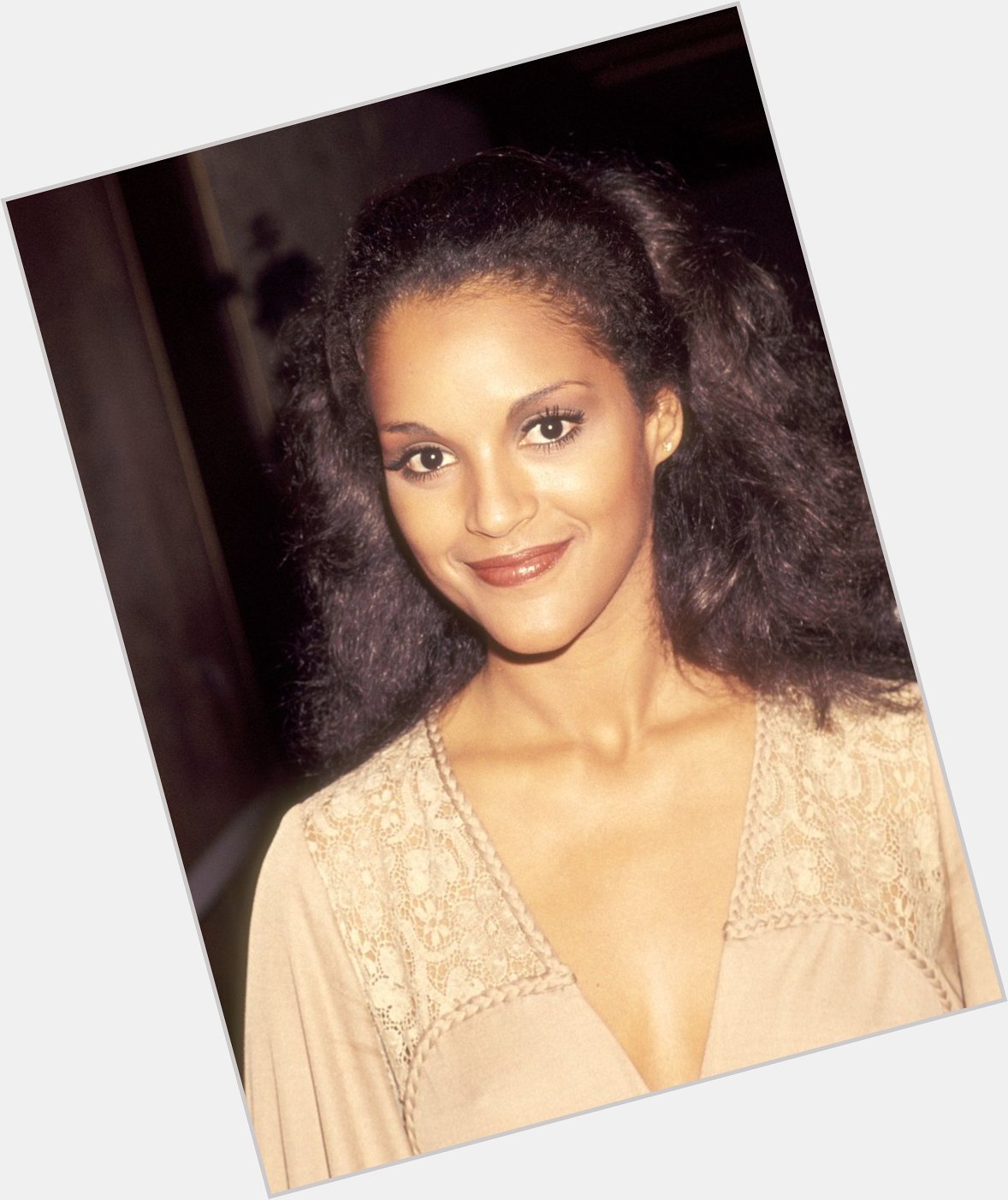 Happy Birthday to former Miss Ohio, actress, producer, writer, model, and sports broadcaster, Jayne Kennedy Overton. 