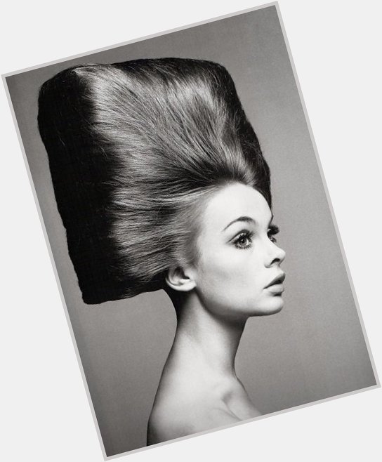 Happy birthday to \"The Shrimp,\" Jean Shrimpton, photographed here by Richard Avedon in 1965. 