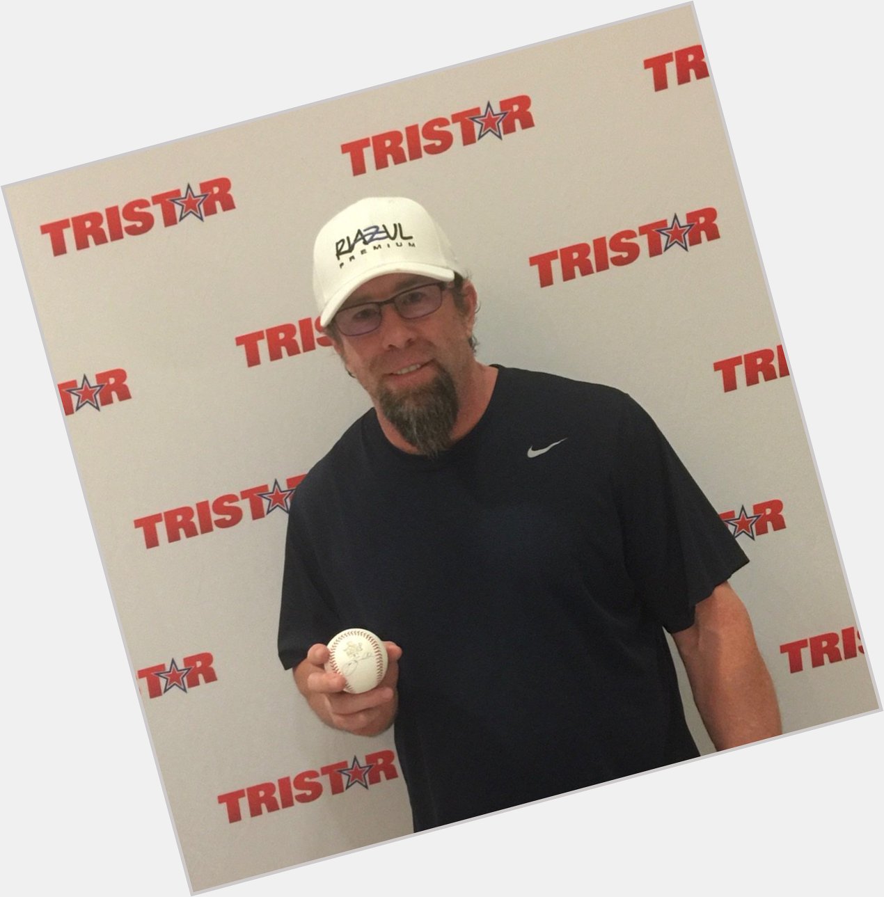 Happy Birthday to Hall of Fame Legend and TRISTAR Exclusive Autograph Team Member Jeff Bagwell! 