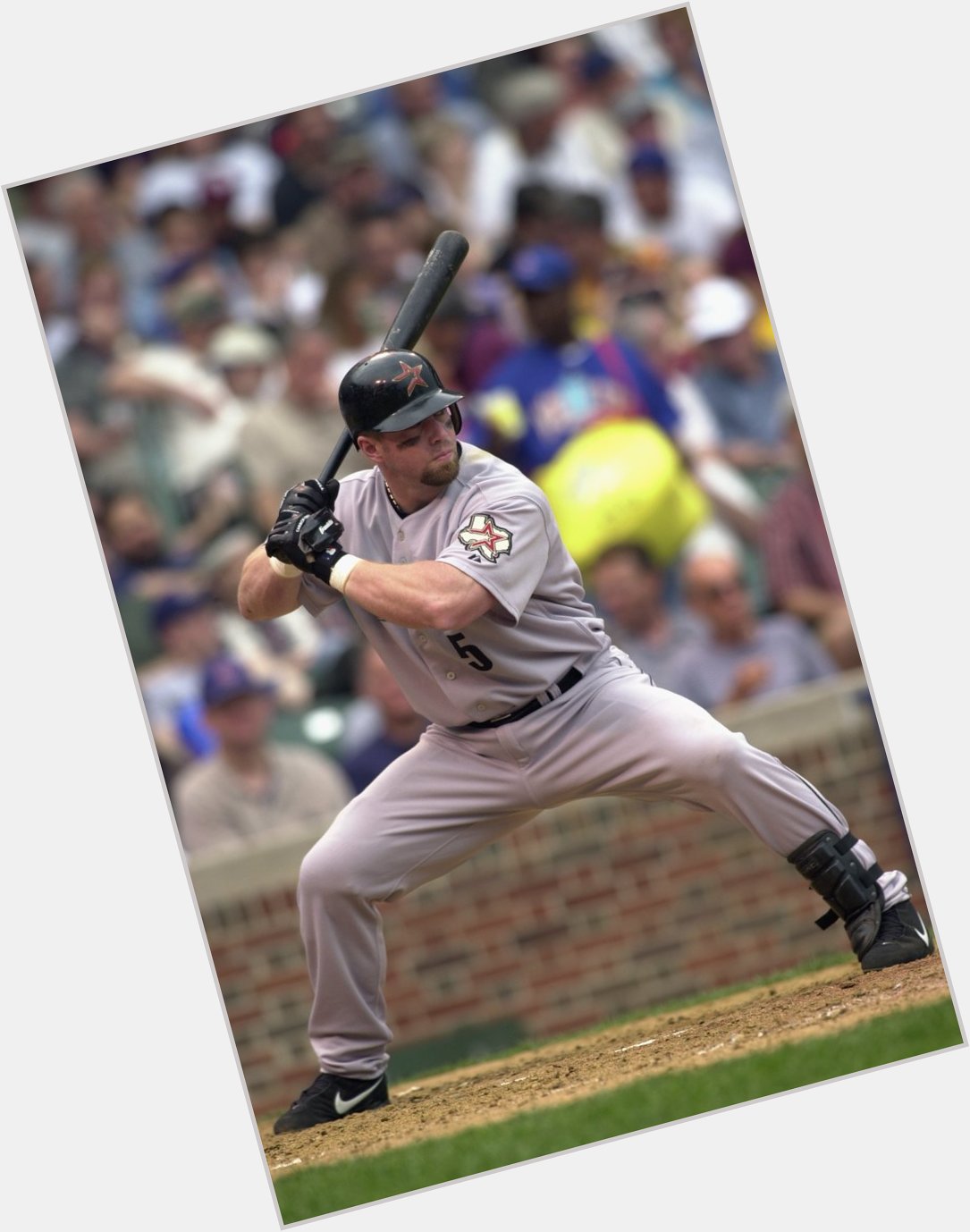 Happy Birthday to Hall of Famer Jeff Bagwell!

He currently holds the franchise record with 449 home runs. 