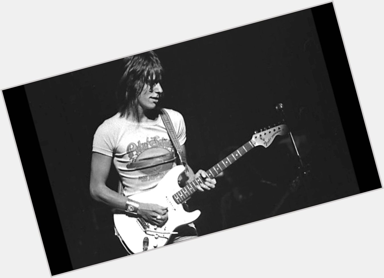 Happy Birthday to Jeff Beck, who turns 71 today! 