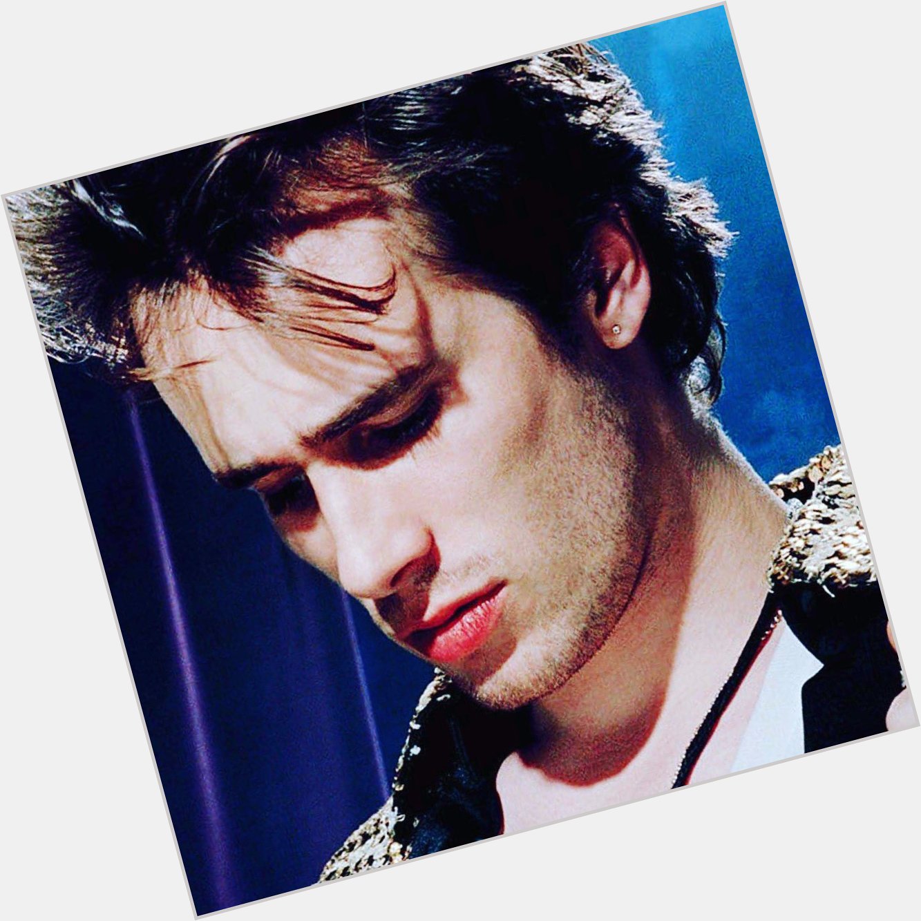 Happy birthday, Jeff Buckley, you are forever missed. 