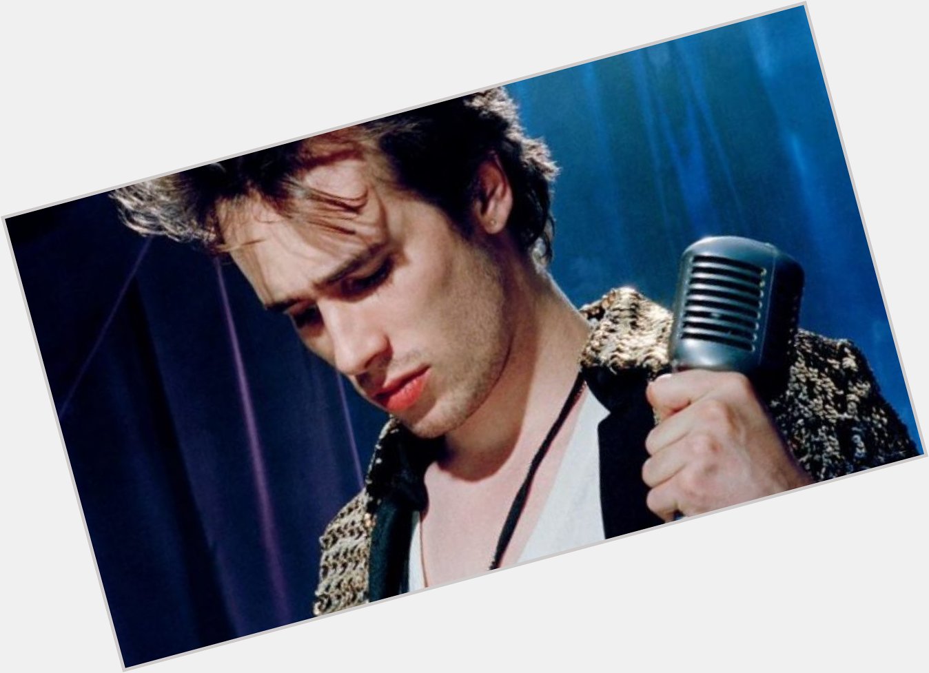 Happy birthday to Jeff Buckley
(11/17/66 - 05/29/97) 