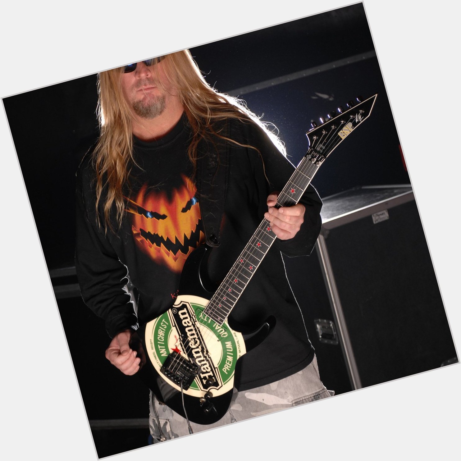 Happy Birthday to the late Great Slayer Riff Master Jeff Hanneman  