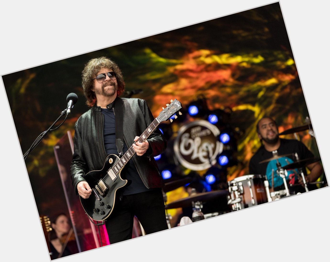 Happy Birthday to Jeff Lynne of ELO today.

Photo: Getty Images Ian Gavan / Staff 
