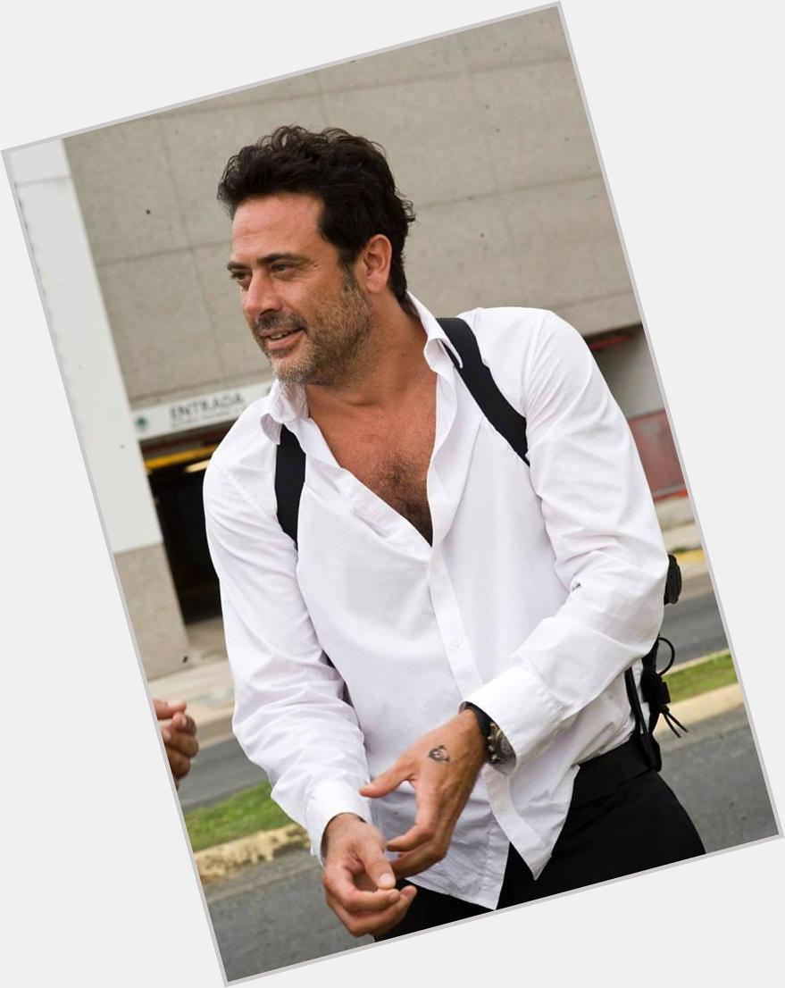 Happy Birthday to one of the kindest men & best actors, Jeffrey Dean Morgan! He is also pretty cute. 