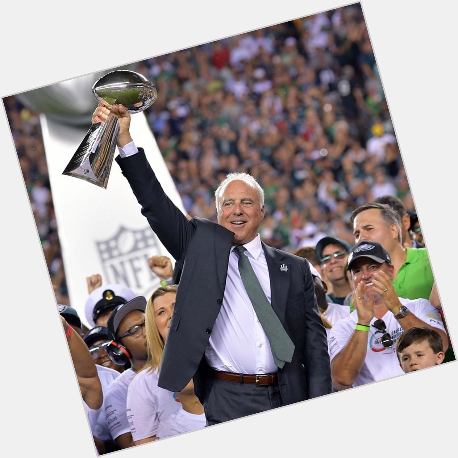 Happy birthday to the best owner in sports, Jeffrey Lurie! 