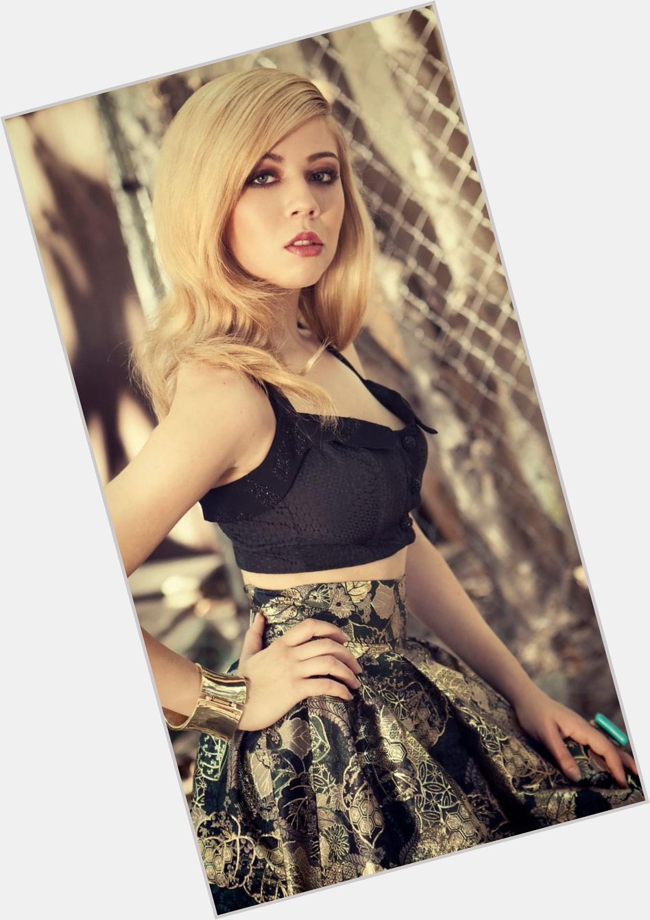 Happy 28th Birthday to Jennette McCurdy  from Nickelodeon Sam & Cat. 