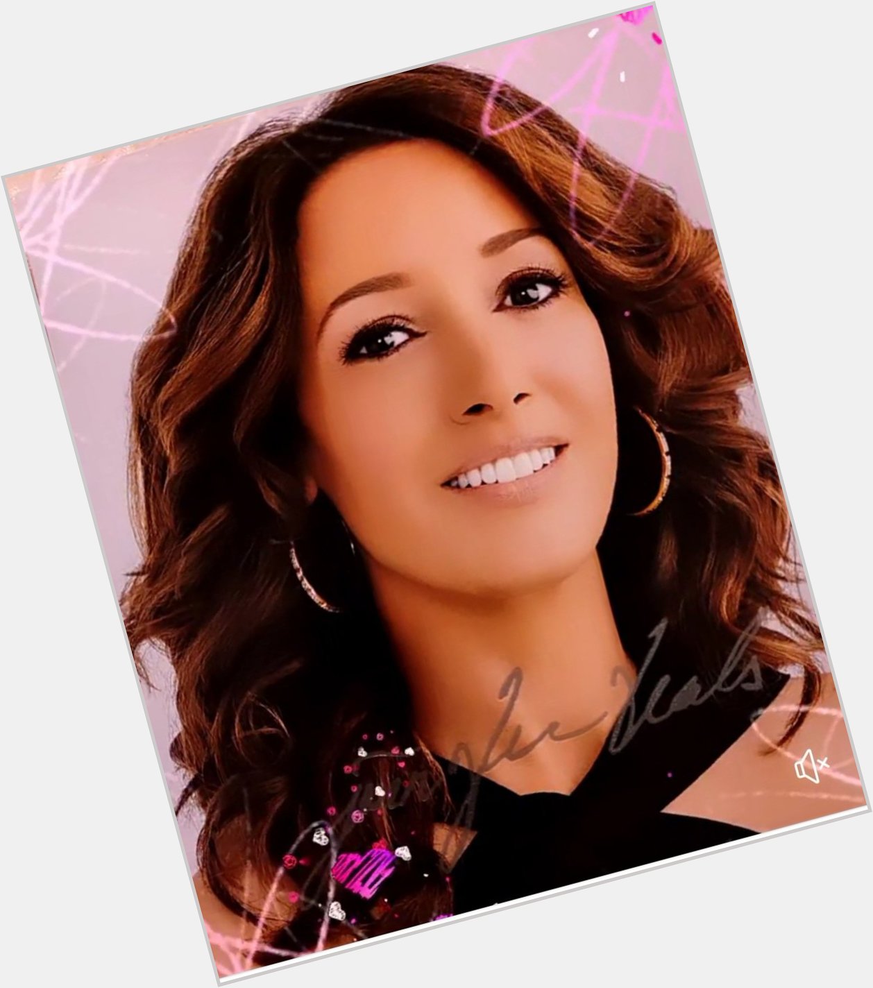 Happy Birthday to the most gorgeous woman on Earth and many many more I LOVE YOU Jennifer Beals my hart     