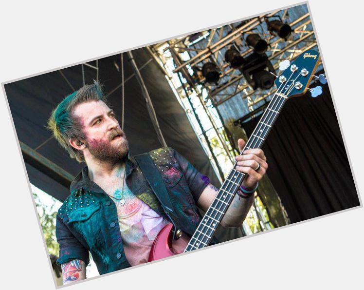 HAPPY BIRTHDAY to the man with the best beard who\s taking us to church since the 1 Mr. JEREMY DAVIS! 