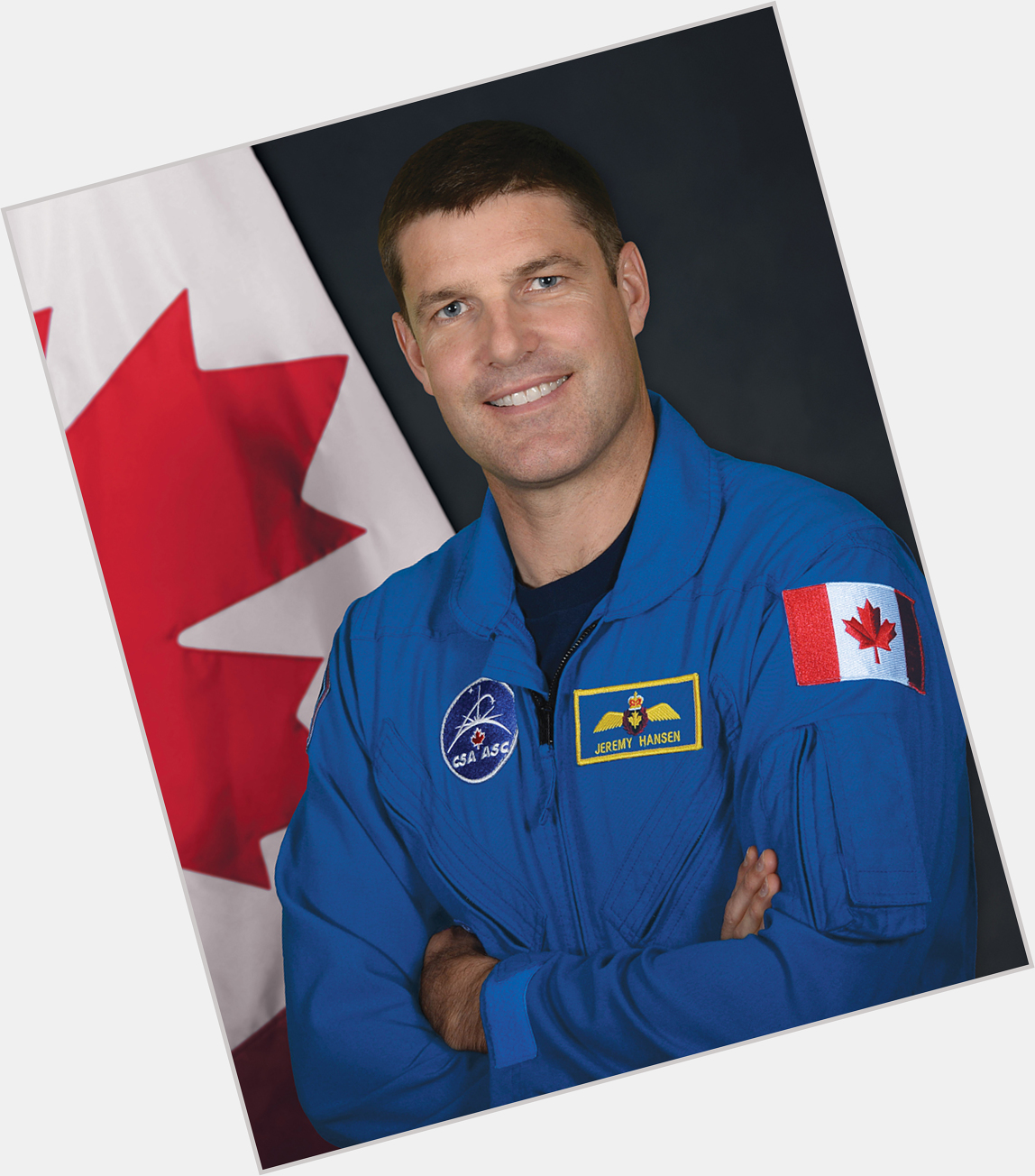 Happy birthday to fighter pilot and CSA astronaut, Jeremy Hansen ( ! 