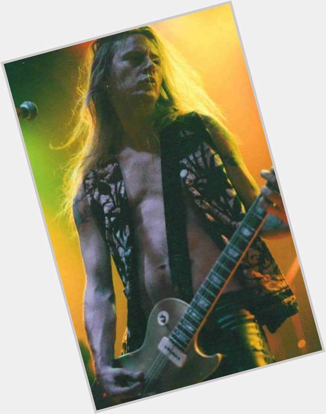 Happy birthday to Jerry Cantrell of !! 