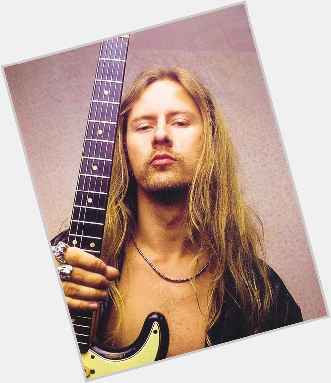 Happy 52nd birthday to Jerry Cantrell! 