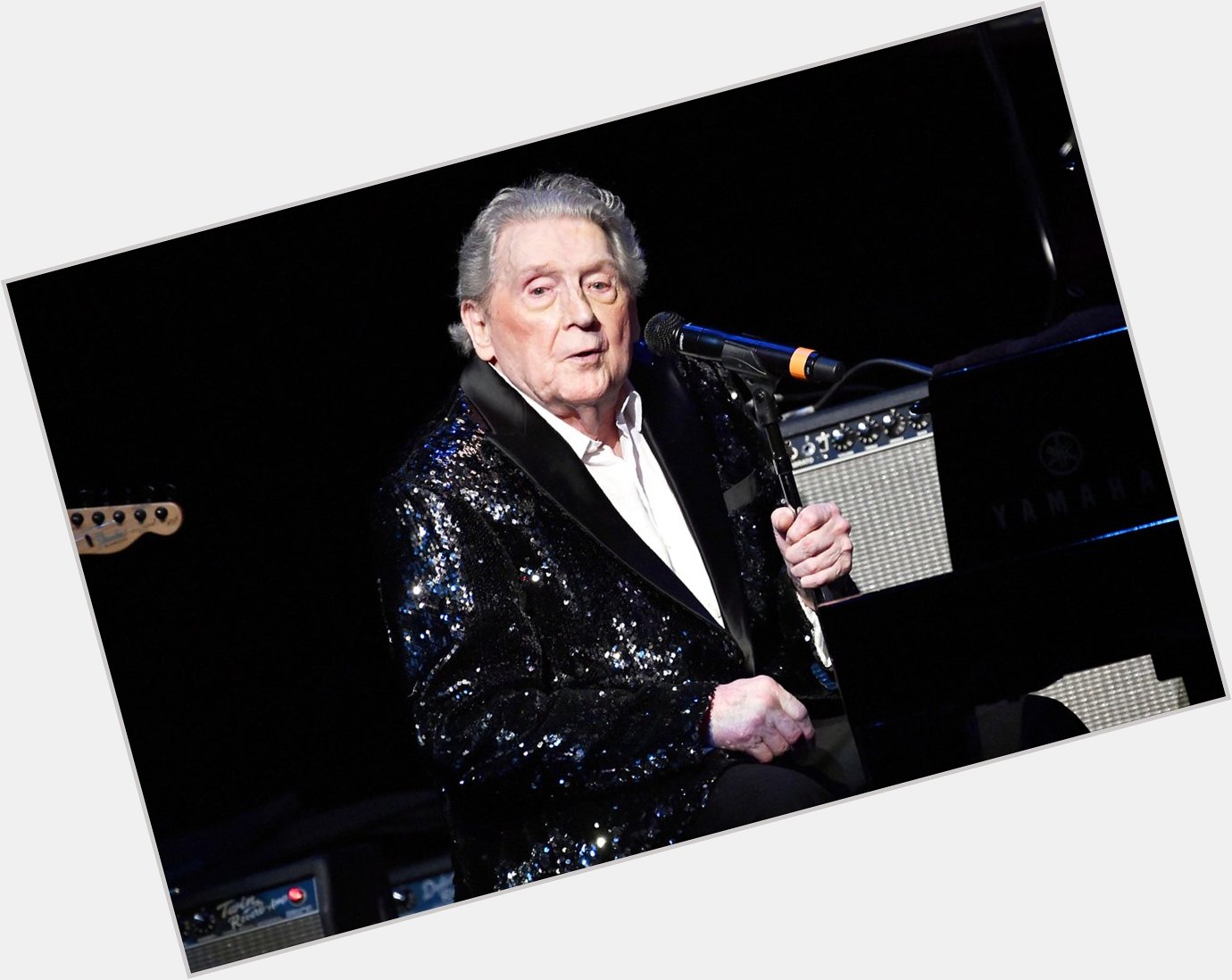 Happy 86 birthday to the legendary pianist and singer Jerry Lee Lewis! 