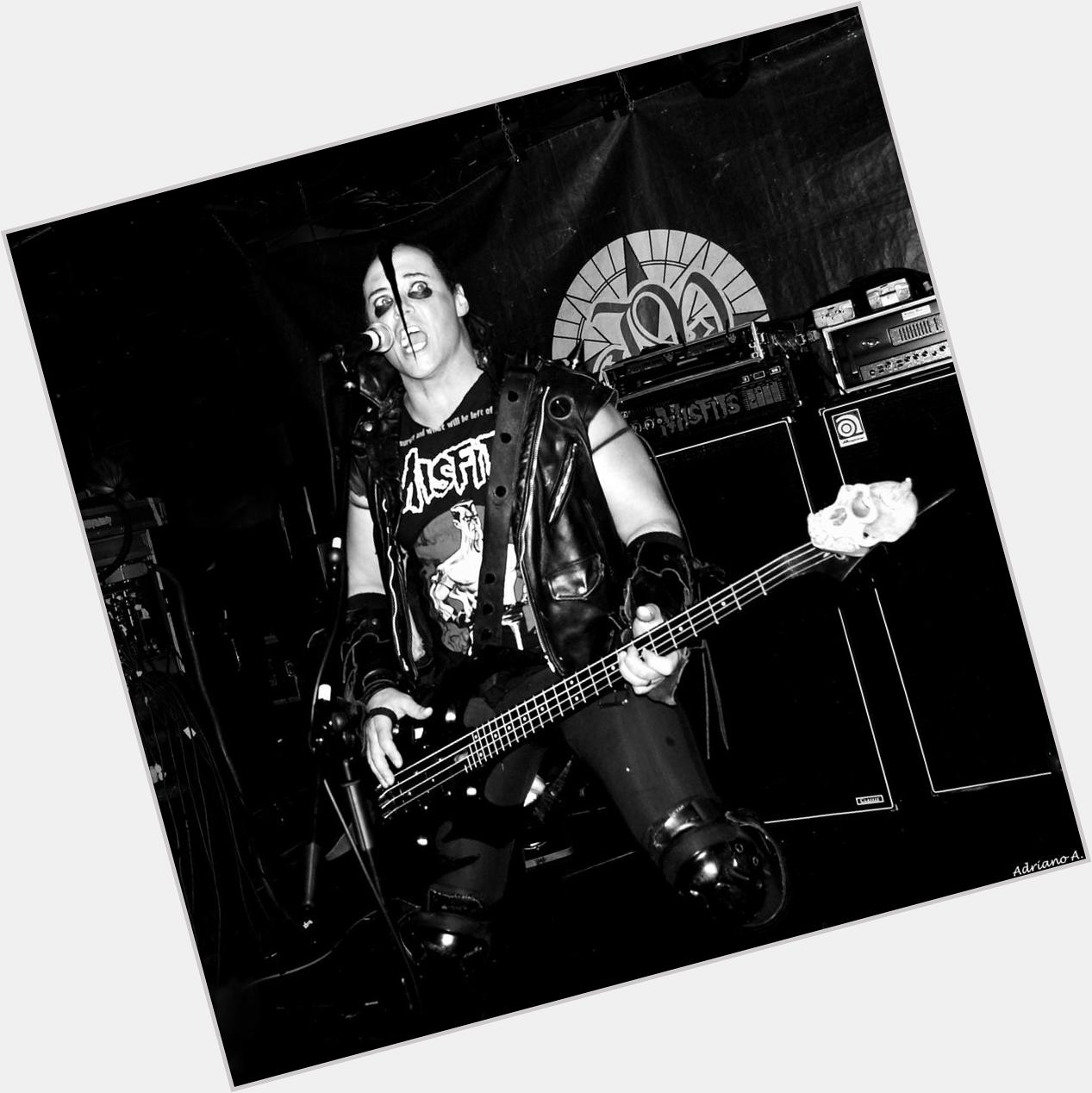 Happy birthday to Jerry Only, thank you for contributing to really great music! 