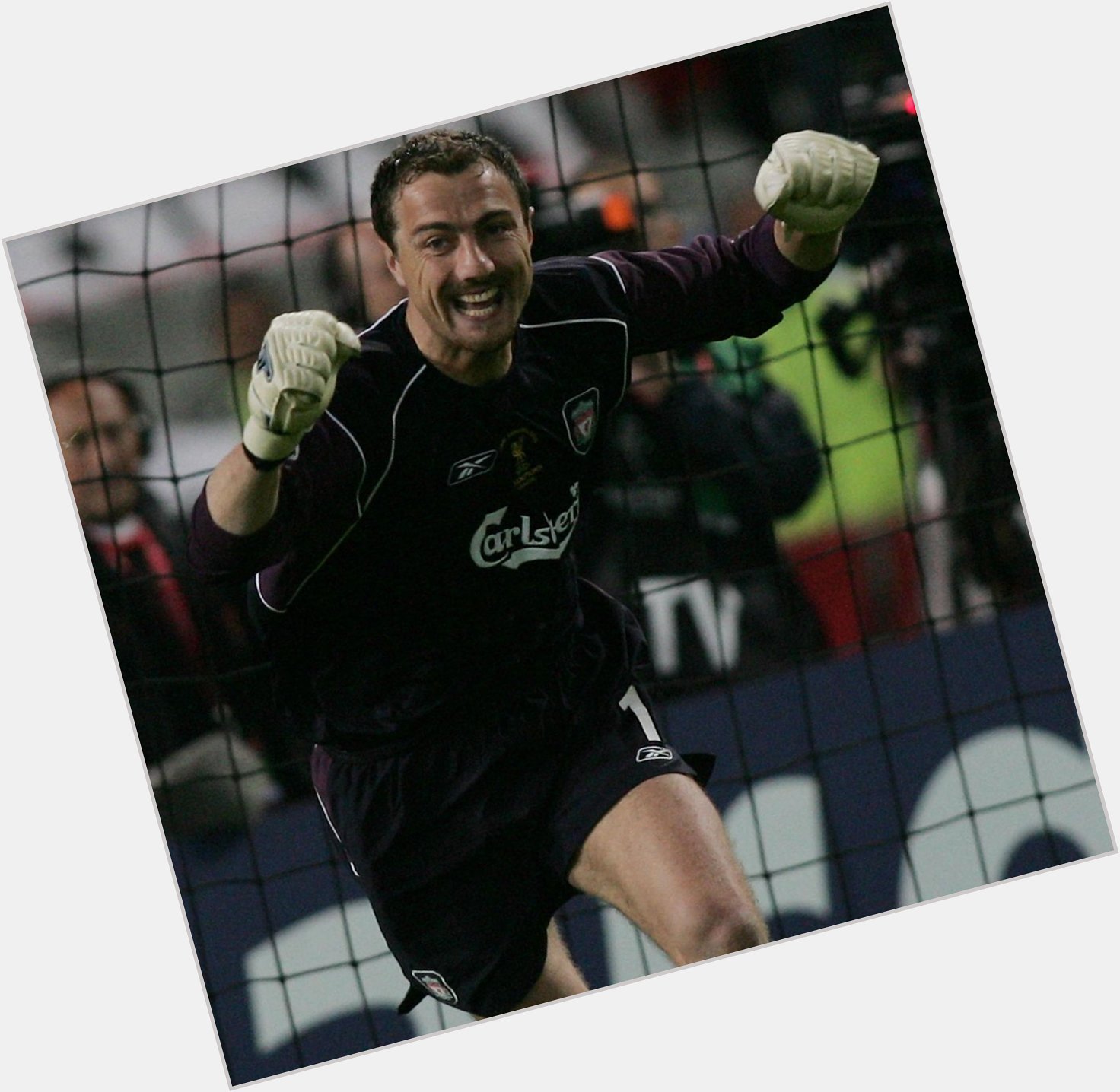        Happy birthday to former goalkeeper and Istanbul 2005 hero, Jerzy Dudek - he\s 42 today. 