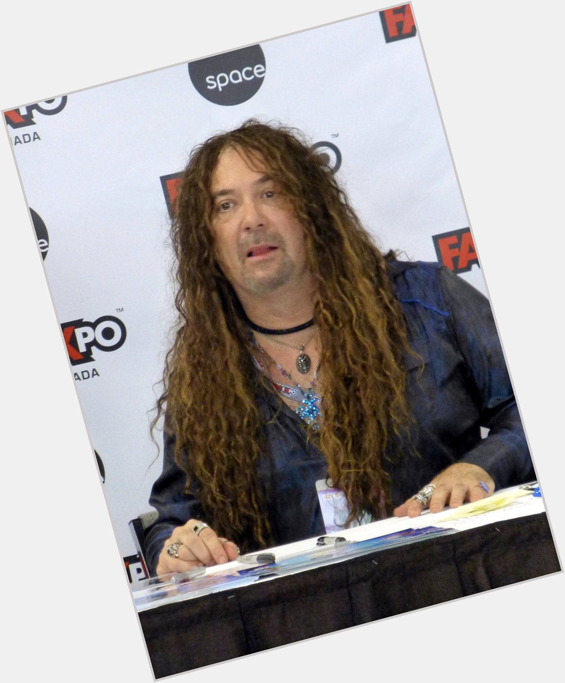 Happy 55th Birthday to voice actor and singer, Jess Harnell! 