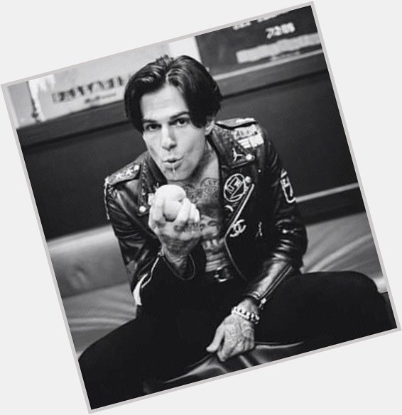 HAPPY BIRTHDAY JESSE JAMES RUTHERFORD I LOVE YOU VERY MUCH!! 