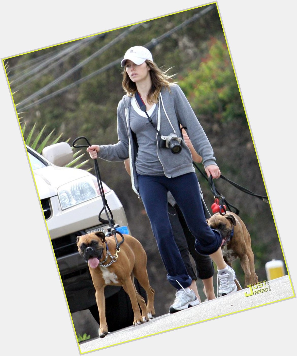 Happy 33rd Birthday today\s über-cool celebrity with an über-cool camera: JESSICA BIEL 