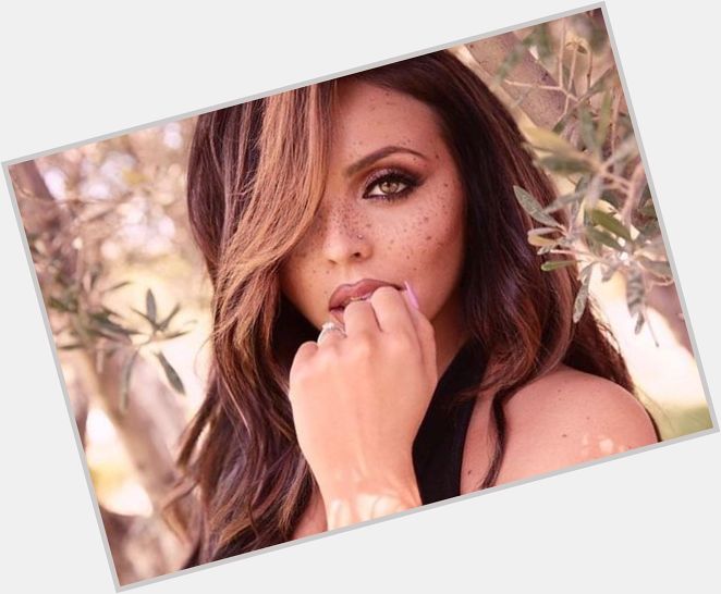 Happy birthday to a beautiful, strong, and talented woman- the one and only Jesy Nelson of 