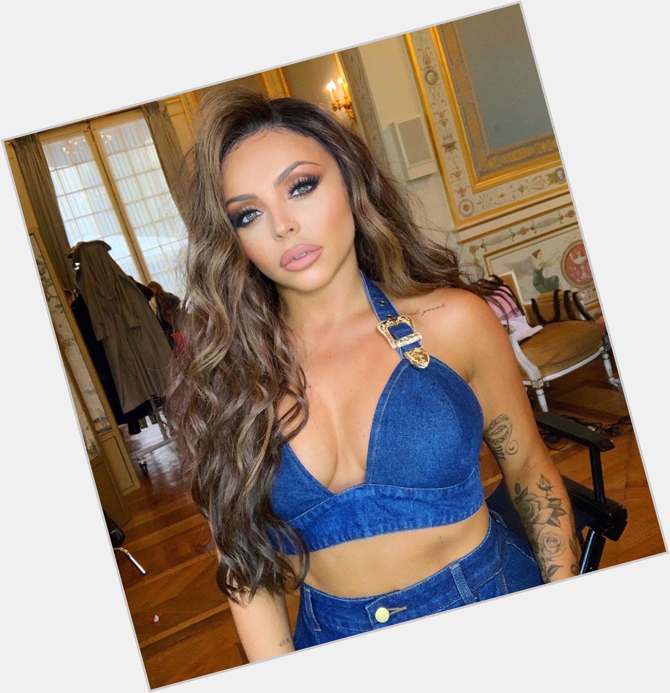 Happy Birthday to our QUEEN Jesy Nelson (   