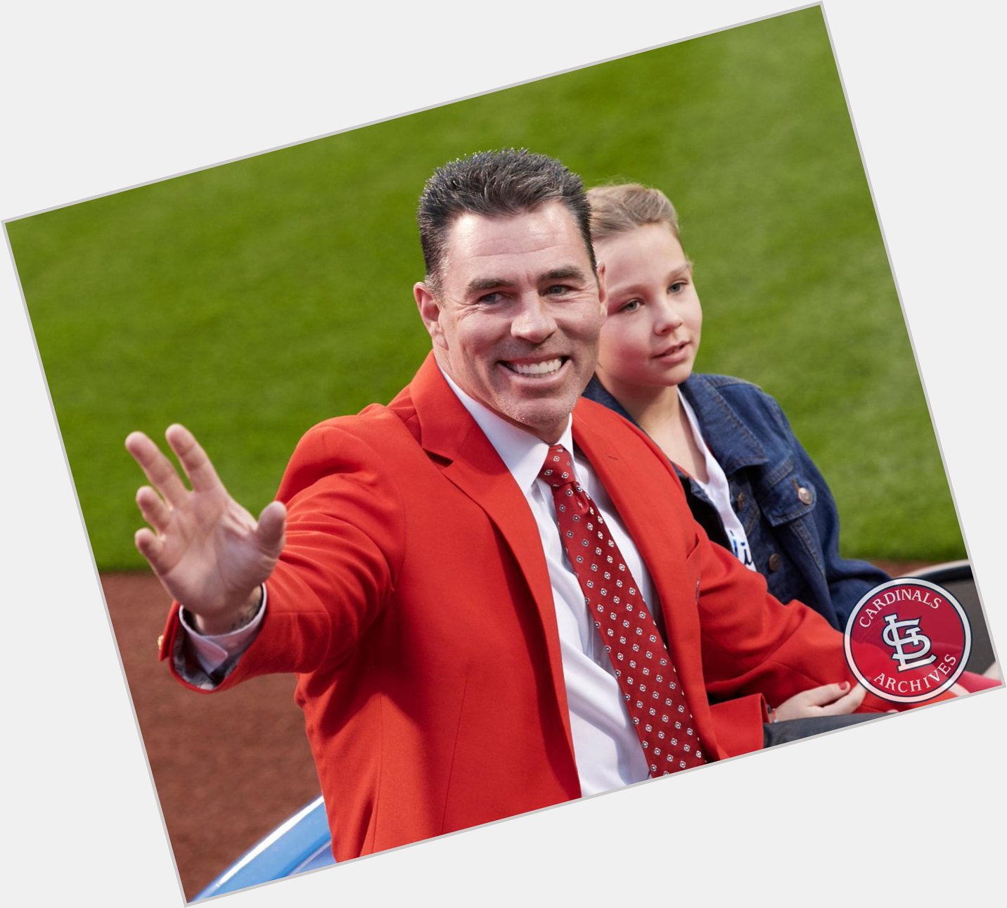 Join us in wishing a Happy 48th Birthday to 8x Gold Glove winner and outfielder, Jim Edmonds! 