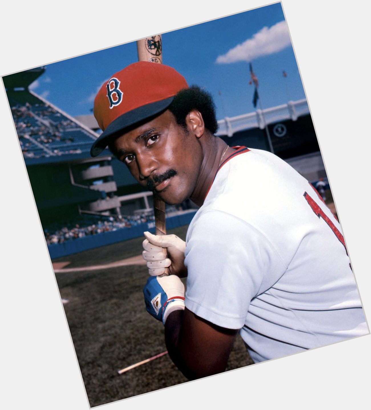 Happy 69th birthday to the great Jim Rice.  Actually played pepper with him once at Fenway.  Love this guy. 