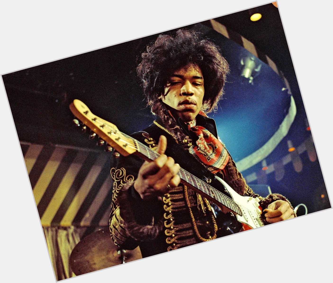 Happy birthday to Jimi Hendrix! The legendary musician would\ve turned 79 today. 