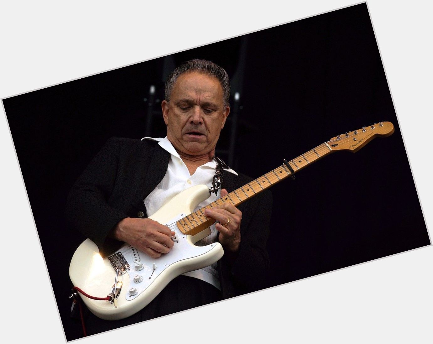 Happy birthday to blues rock legend Jimmie Vaughan! 