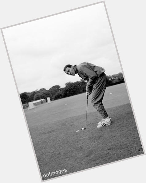 Happy birthday to England great Jimmy Greaves who is 75 today. Sure he\d take a 75 out on the course today. 