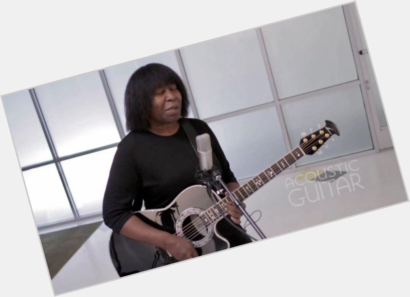 Happy birthday to Joan Armatrading. 