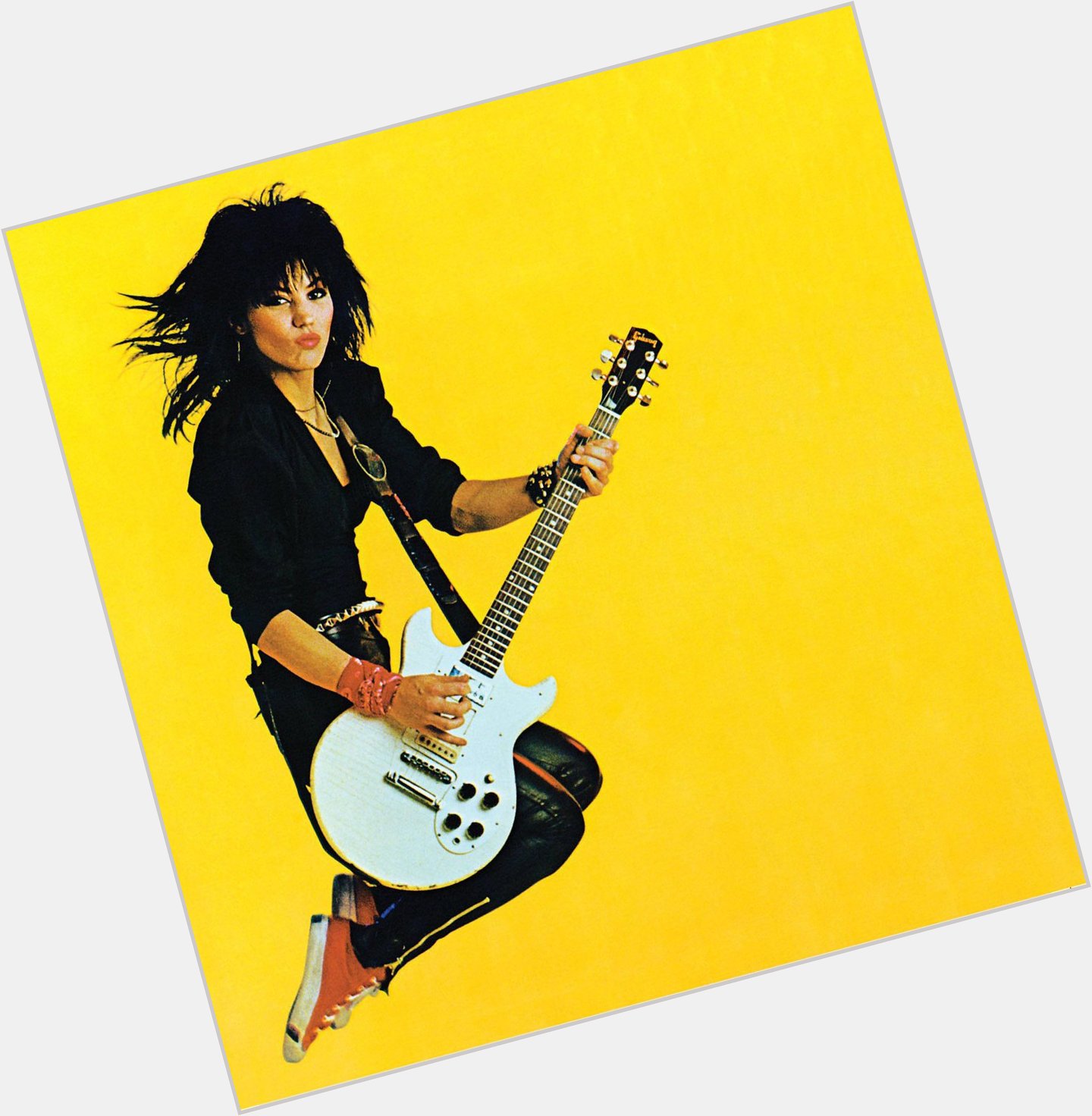 A big SHOUT out to the queen - Happy birthday to the one & only Joan Jett!!! 