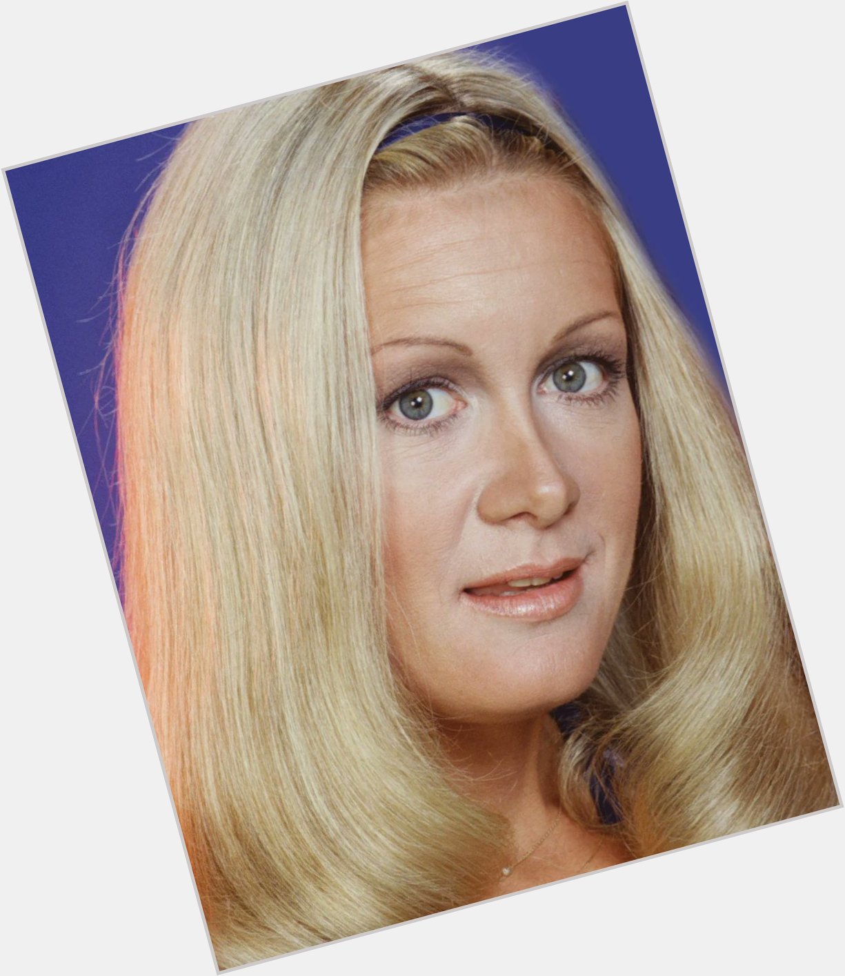 Happy birthday to Joan Van Ark, who turns 80 today! She\ll always be Val Ewing to me. 