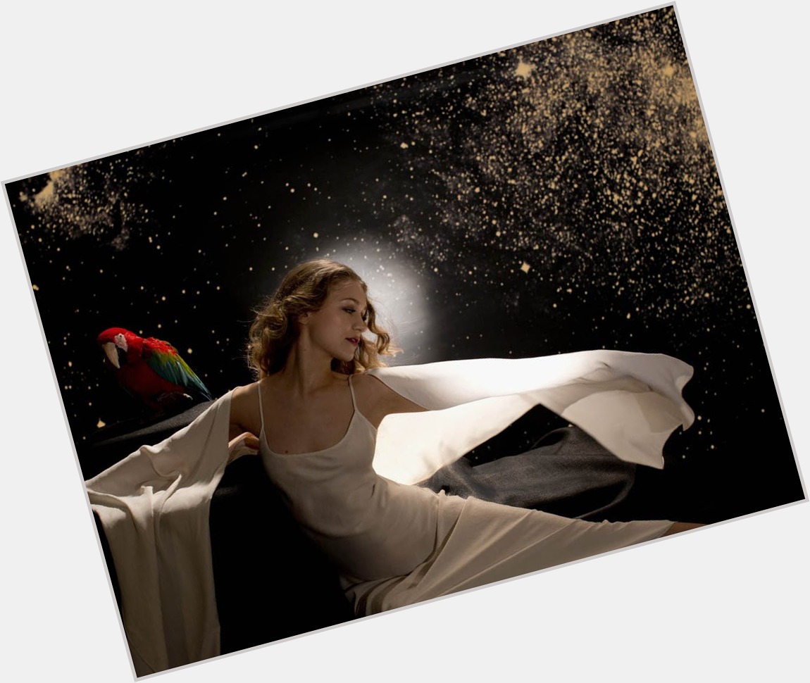 Happy birthday to the incomparable Joanna Newsom

Do yourself a favor and give her some love today 