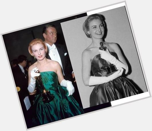 Happy Birthday (91) to Joanne Woodward. Here she is in the Oscar dress she made herself. 