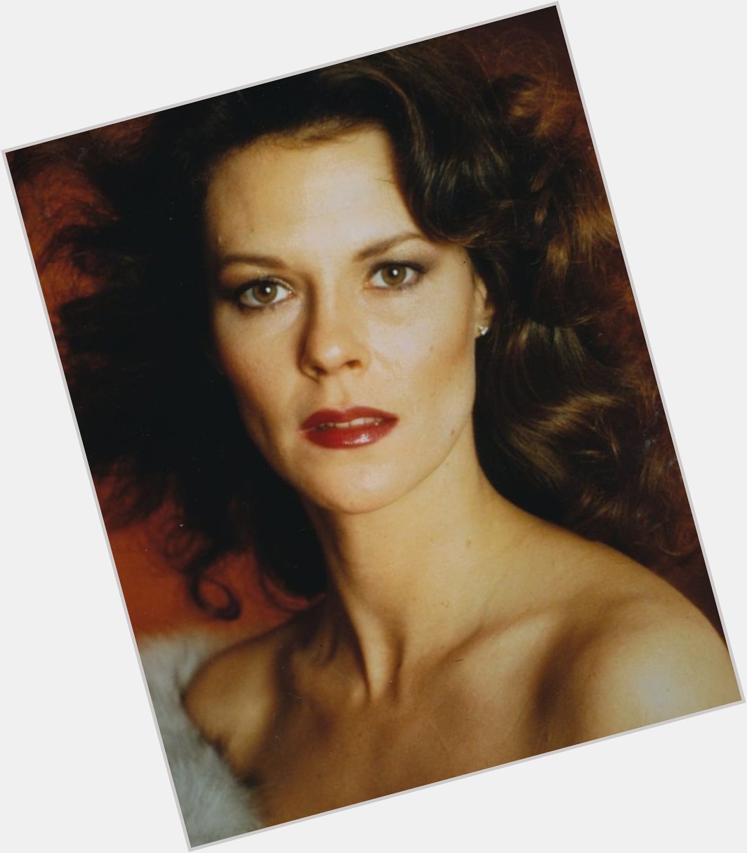 Happy Birthday to JoBeth Williams who turns 71 today!  Pictured here back in the day. 