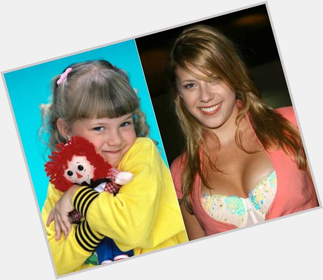 Happy Birthday to Jodie Sweetin, who turns 33 today! 