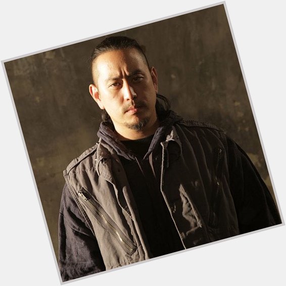 I d like to wish a happy 42nd birthday to Joe Hahn, DJ for Linkin Park! 