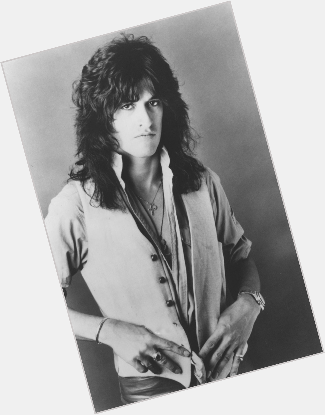 Happy 70th Birthday to Joe Perry of Aerosmith, born this day in Lawrence, MA. 
