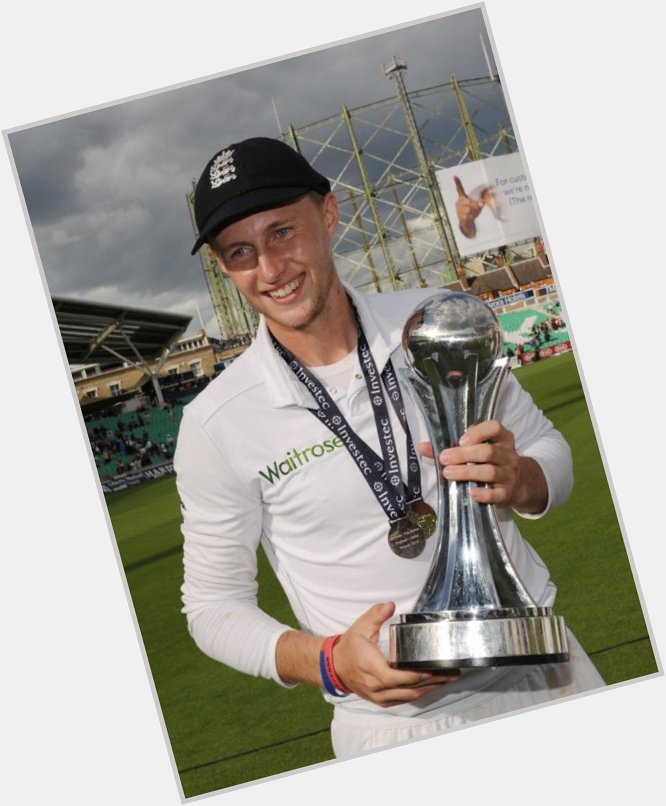 Happy birthday to Yorkshire & England star Joe Root, have a good day in South Africa young man! 