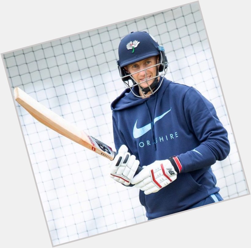 HBD 
JOE ROOT
HAPPY BIRTHDAY AND MANY MANY RETURNS OF THE DAY
THE ENGLAND TEST TEAM CAPTION 