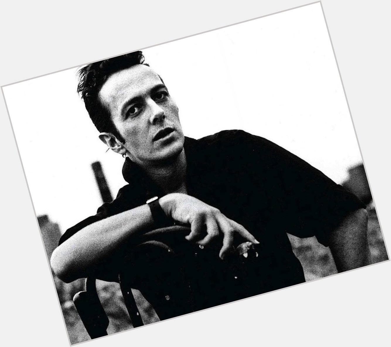 Happy Birthday to the late, great Joe Strummer, who should be 65 today. 