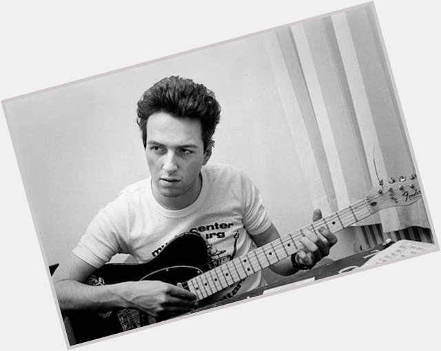 Happy birthday to lead singer, Joe Strummer! He would have been 76 today. 
