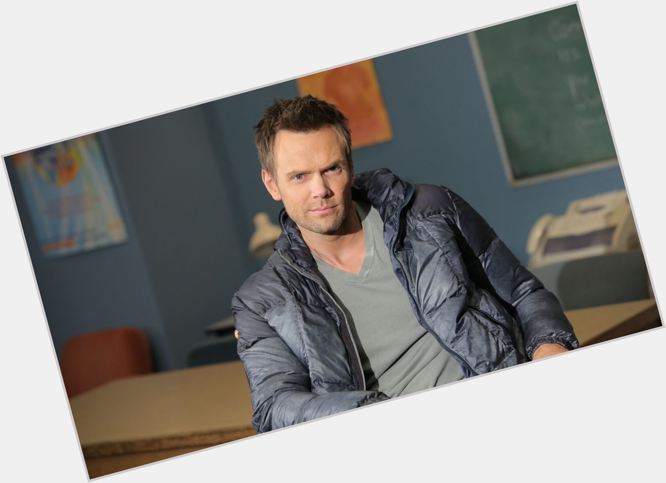 Happy Birthday to Joel McHale, who turns 44 today! 