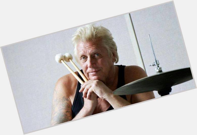 Happy 72nd birthday to Joey Covington!    