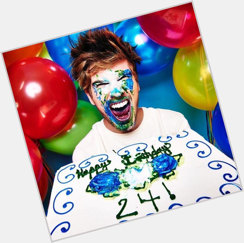 Happy Birthday Joey Graceffa! I love you and hope you have a wonderful 24th birthday        