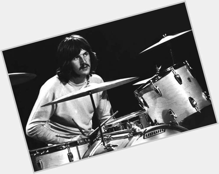 Happy birthday to the great John Bonham.
There would be no Led Zeppelin without u. Gone but never forgotten 