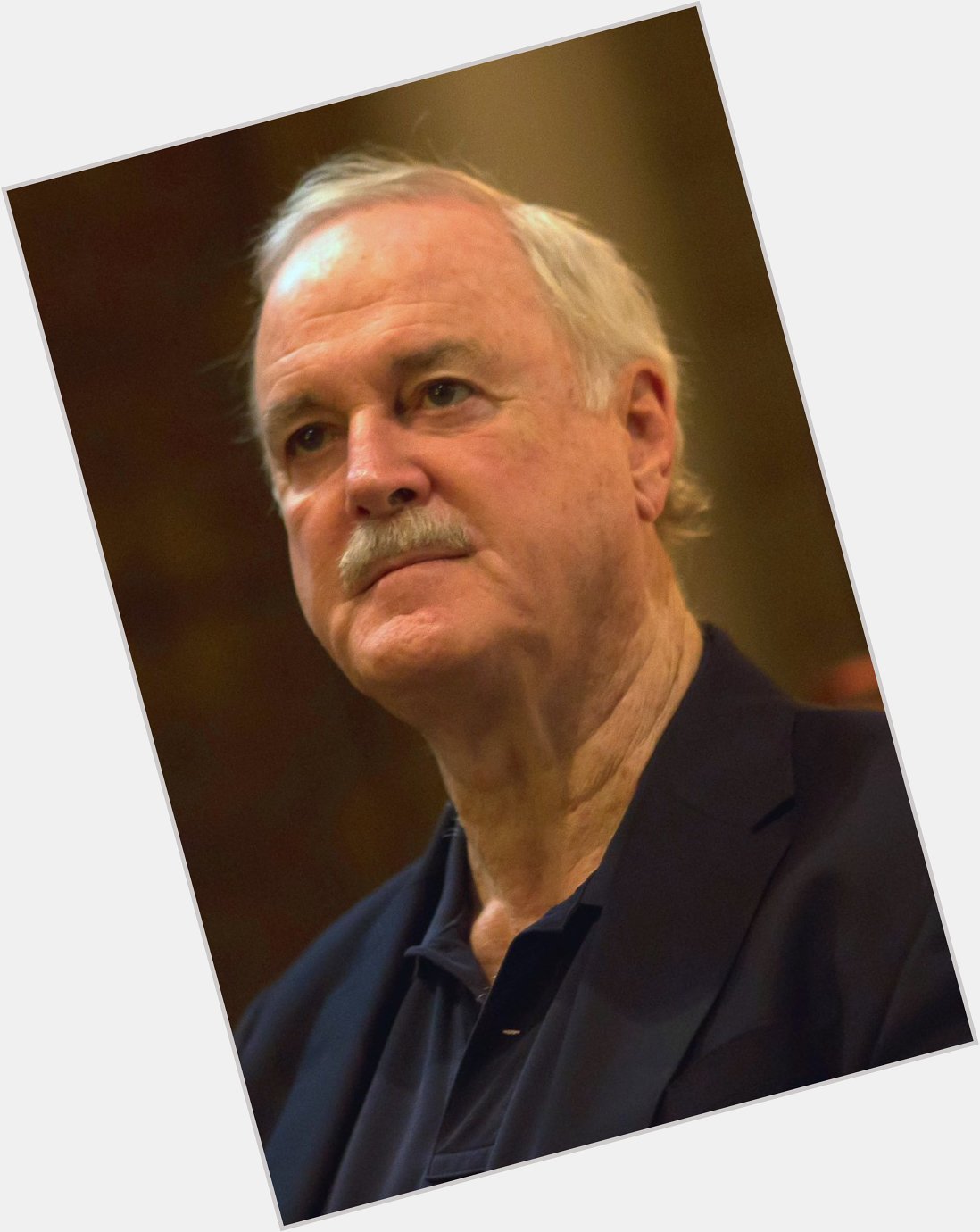  Happy birthday to John Cleese who portrayed Nearly Headless Nick in the films! 
